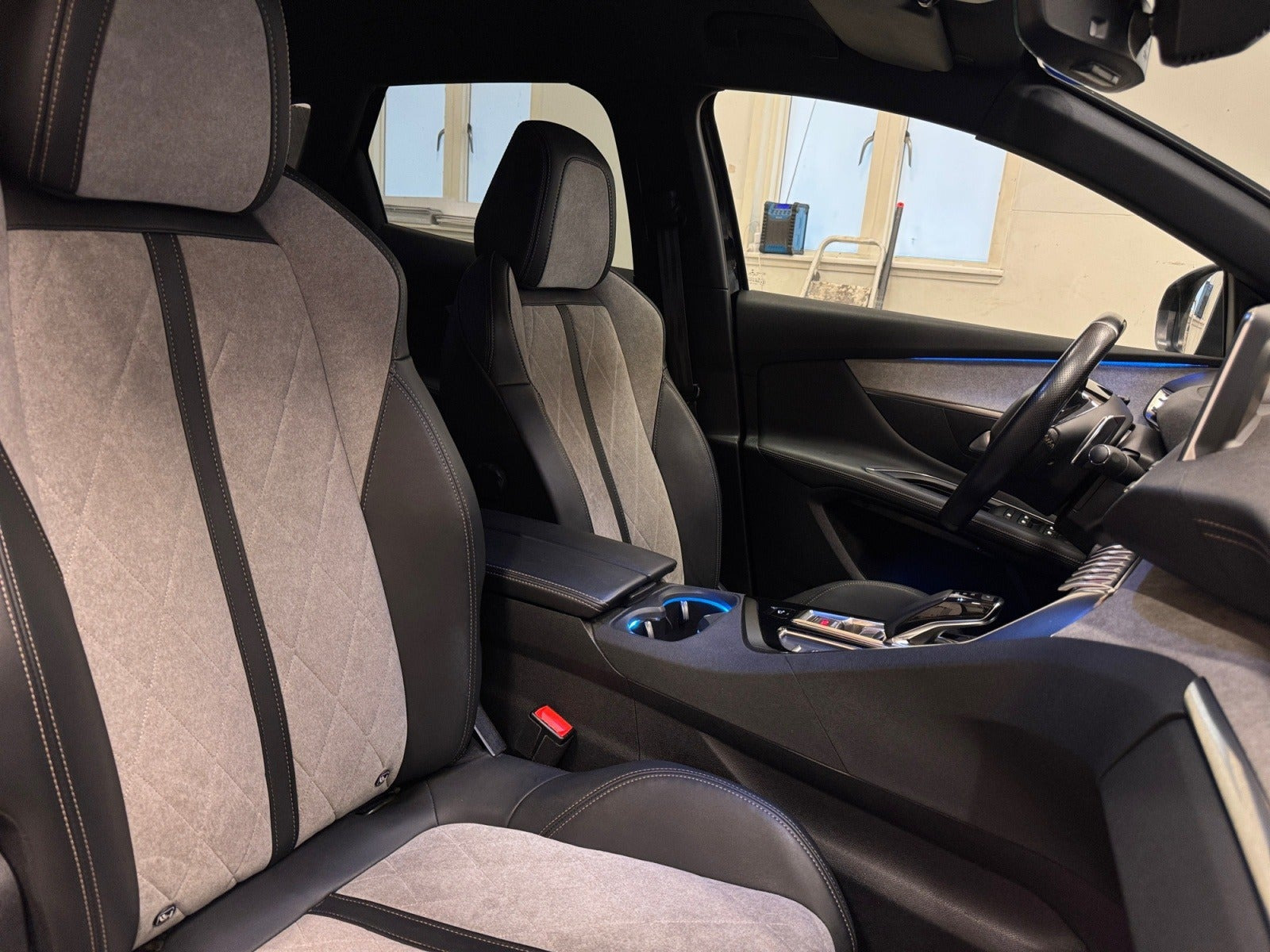 Sort Peugeot 3008 fra 2020