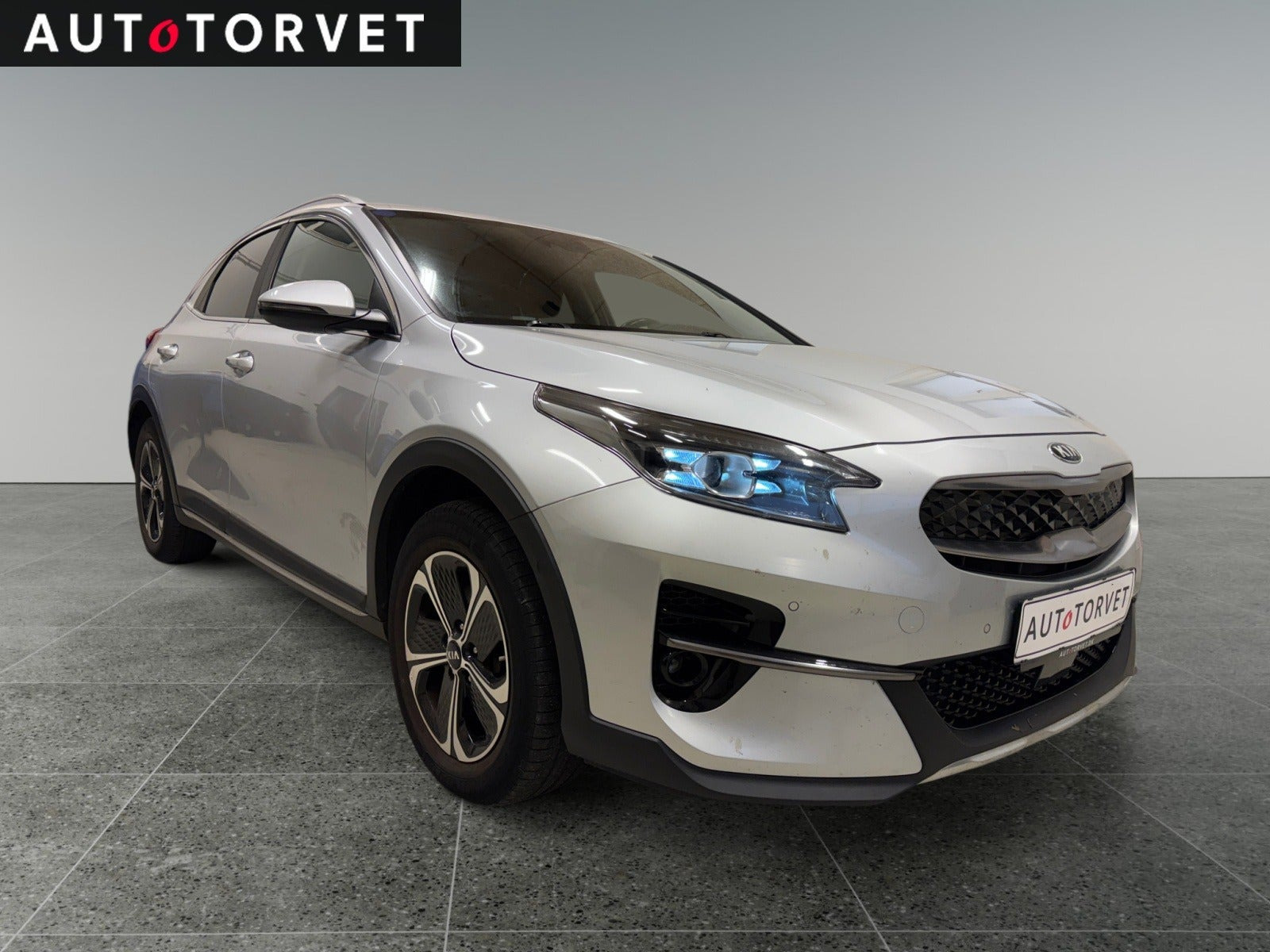 Sølv Kia XCeed fra 2020