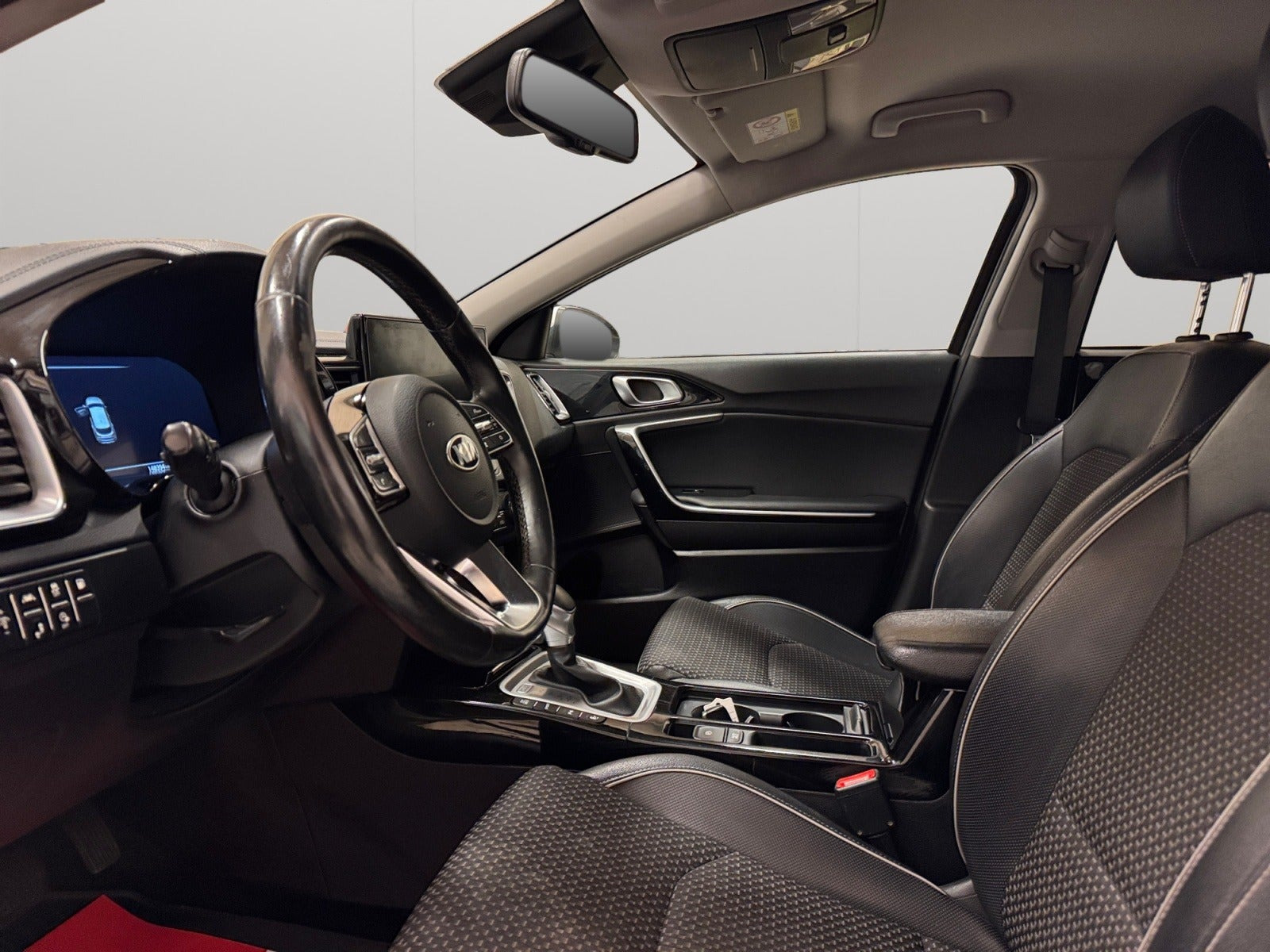 Sølv Kia XCeed fra 2020