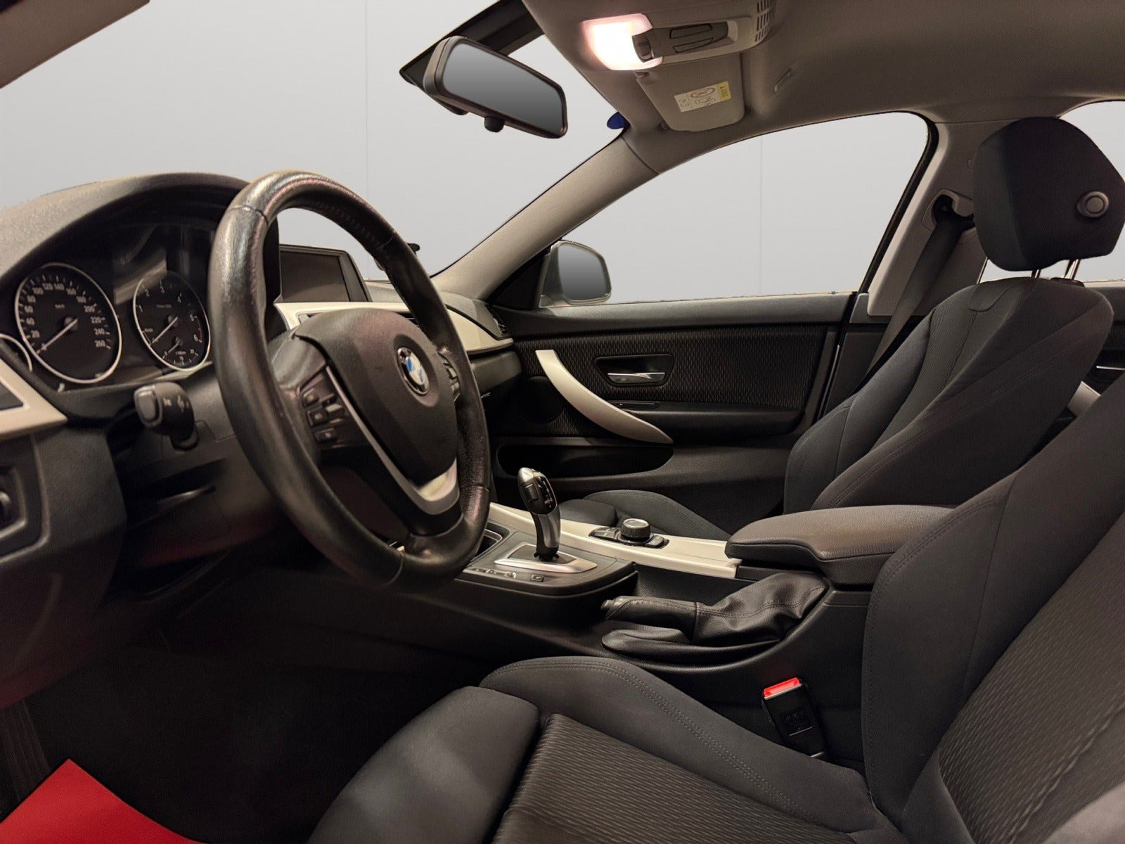Sølv BMW 420d fra 2015