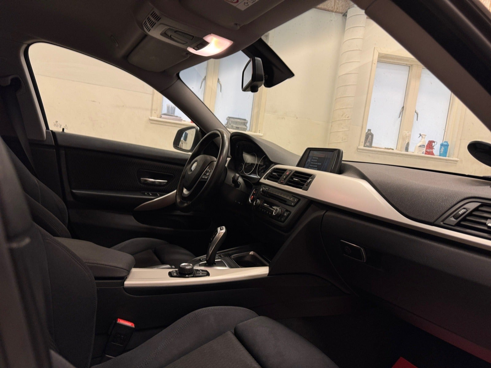 Sølv BMW 420d fra 2015