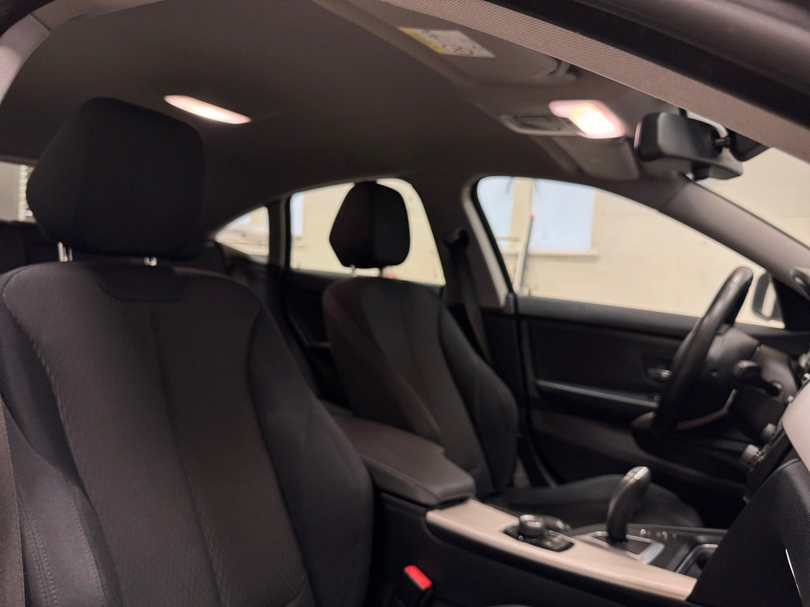 Sølv BMW 420d fra 2015