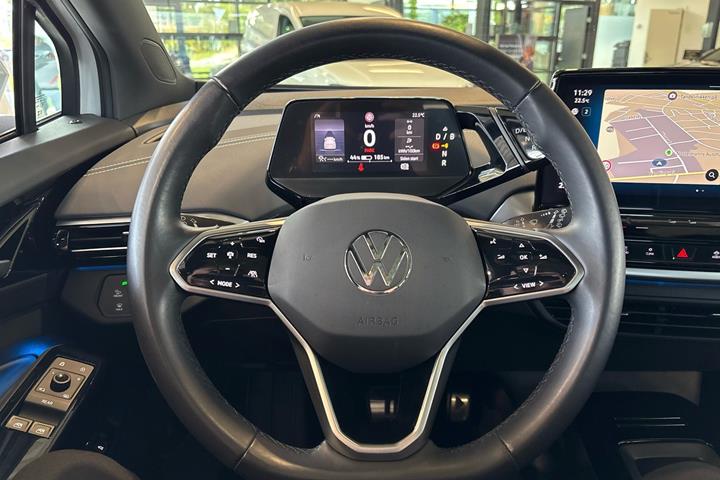 Hvid VW ID.4 fra 2023