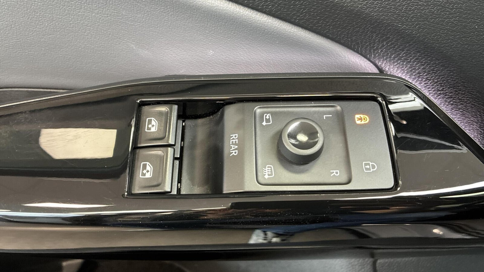 Grå VW ID.4 fra 2023