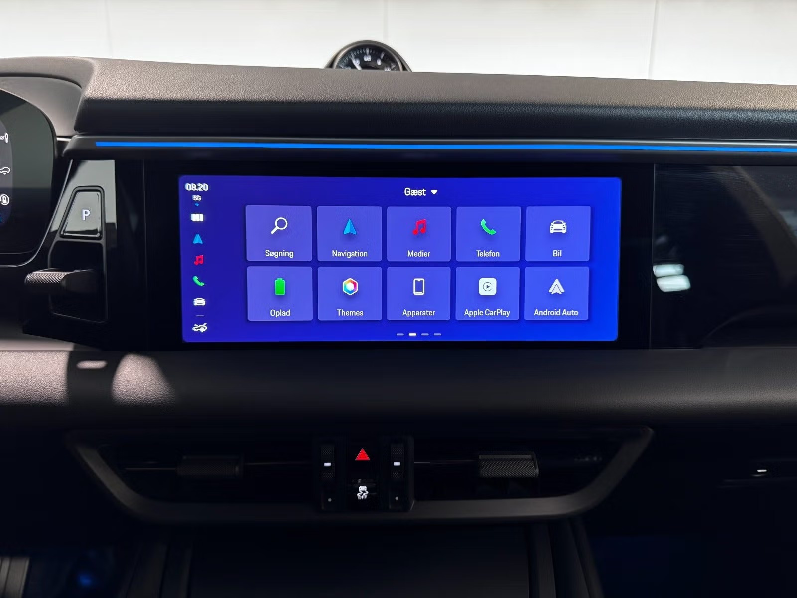 undefined Porsche Macan 4 fra 2025