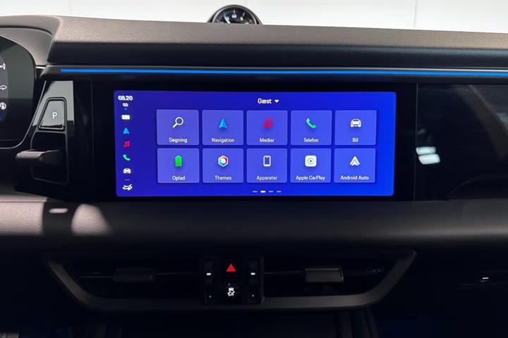 undefined Porsche Macan 4 fra 2025