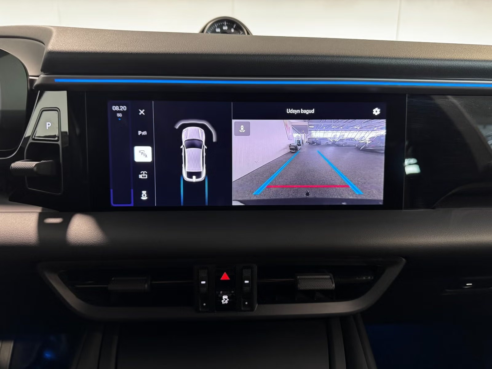 undefined Porsche Macan 4 fra 2025