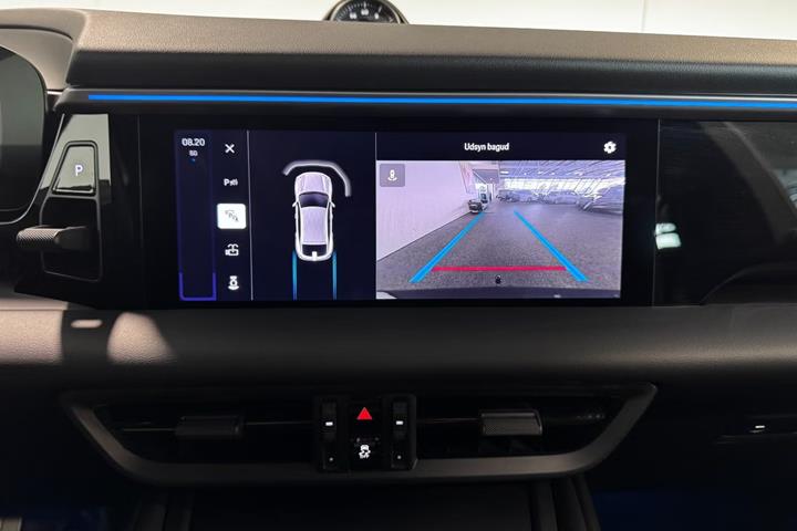undefined Porsche Macan 4 fra 2025