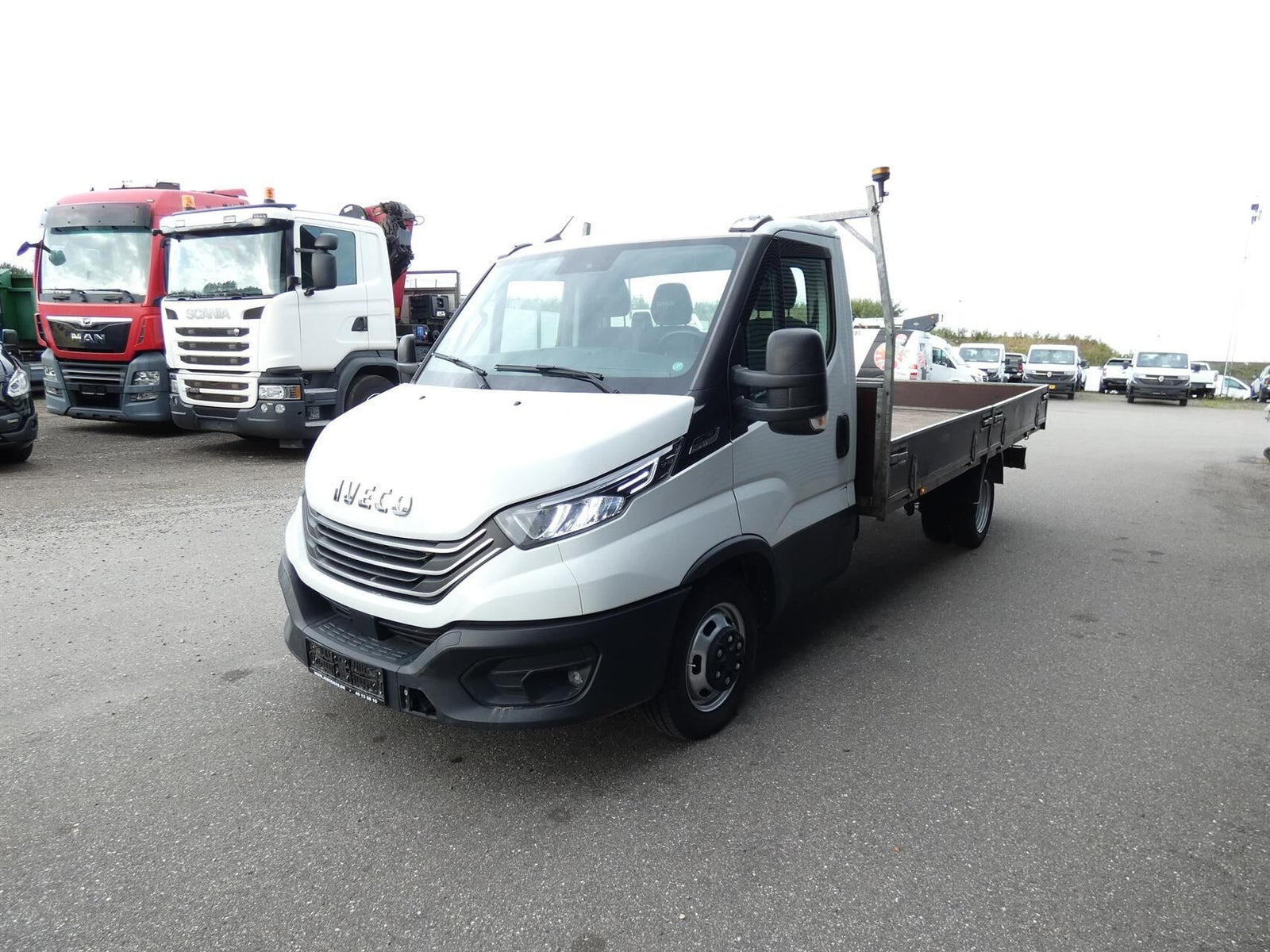 Hvid Iveco Daily fra 2023
