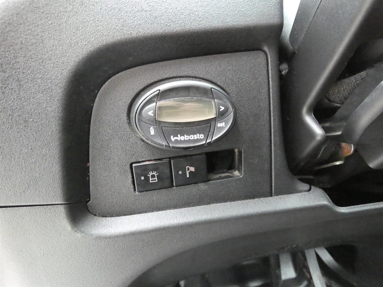 Hvid Iveco Daily fra 2023