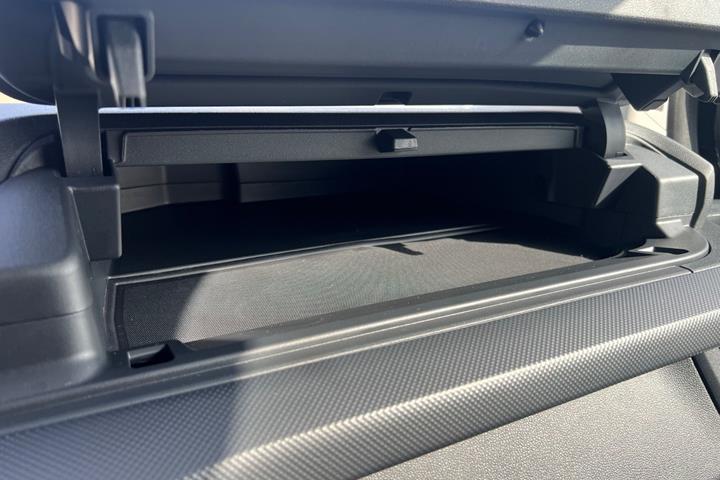 Sort Ford E-Transit Custom 340 L2 fra 2026
