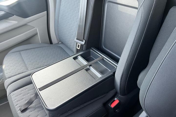 Sort Ford E-Transit Custom 340 L2 fra 2026