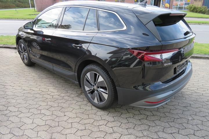 Sort Skoda Enyaq fra 2025