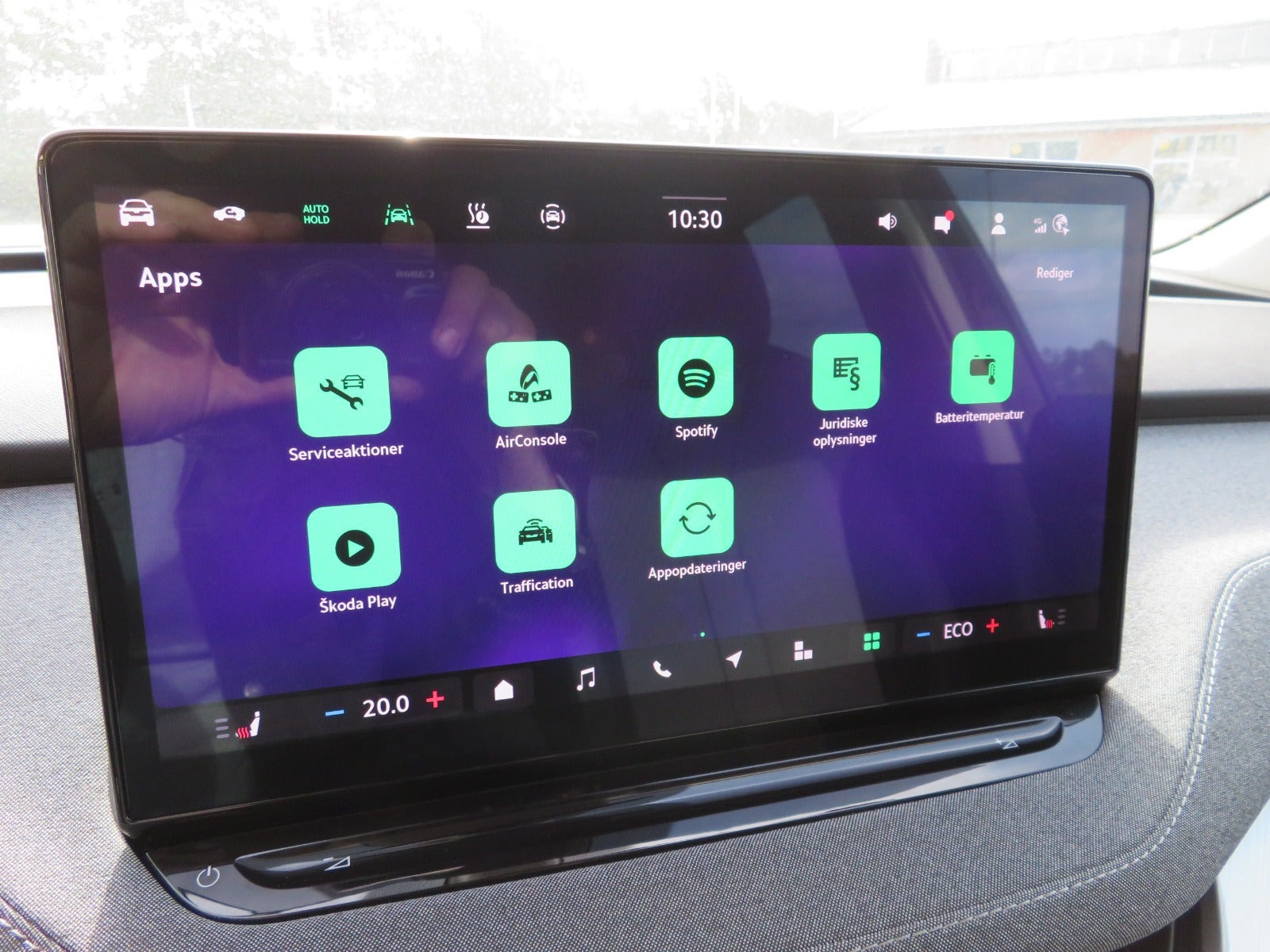Sort Skoda Enyaq fra 2025
