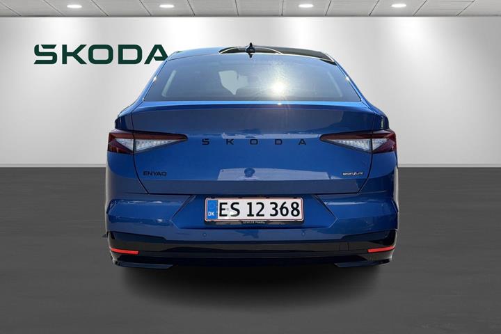 Blå Skoda Enyaq fra 2026