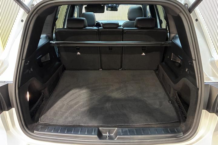 Hvid Mercedes GLB220 d fra 2020