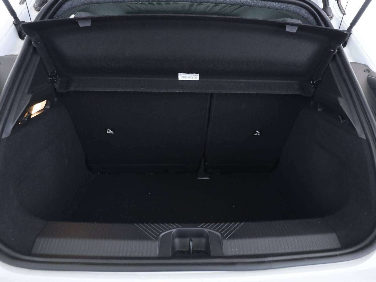 Hvid Renault 5 E-Tech fra 2025