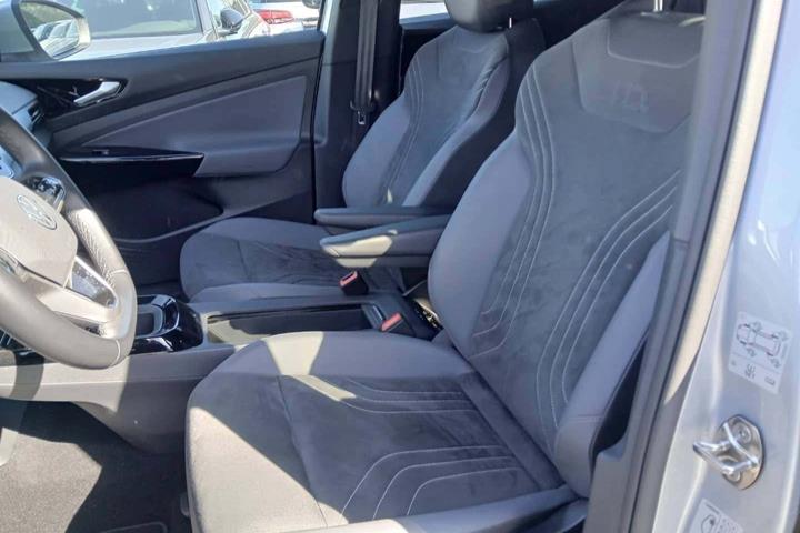 Sølv VW ID.4 fra 2024