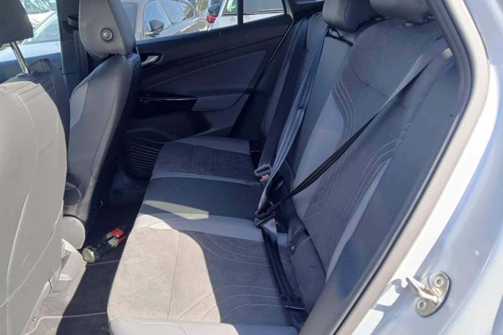 Sølv VW ID.4 fra 2024