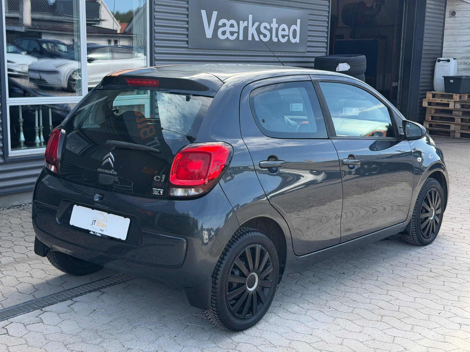 Grå Citroën C1 fra 2016