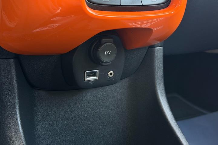 Grå Citroën C1 fra 2016