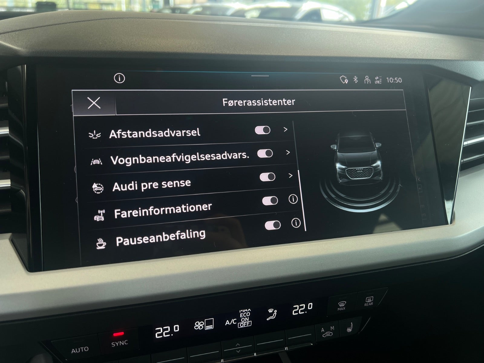 Sort Audi Q4 e-tron fra 2024