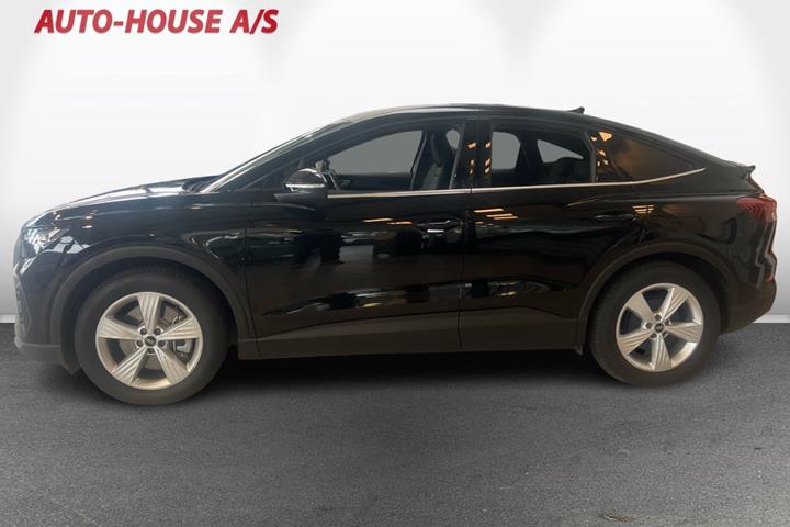 Sort Audi Q4 e-tron fra 2024