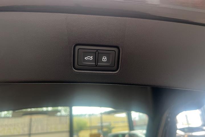 Sort Audi Q4 e-tron fra 2024