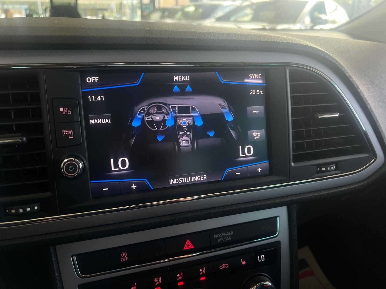 Grå Seat Leon fra 2019