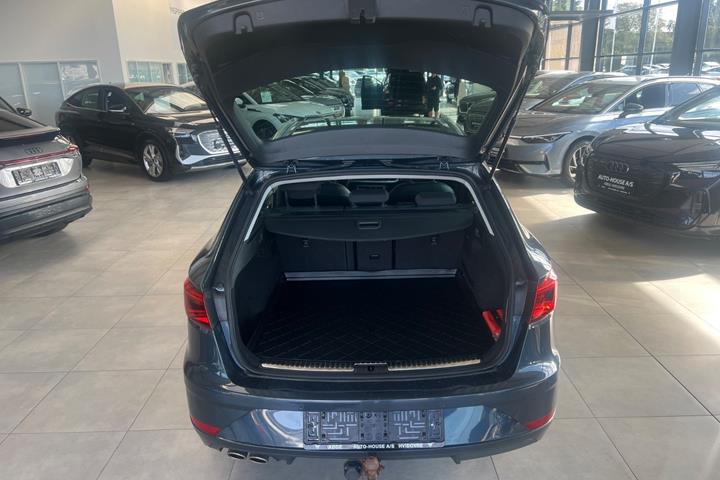 Grå Seat Leon fra 2019