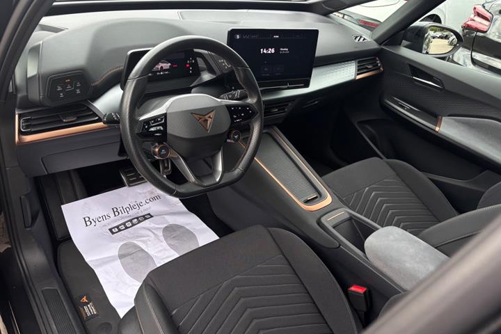 Grå Cupra Born fra 2023