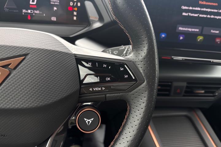 Grå Cupra Born fra 2023