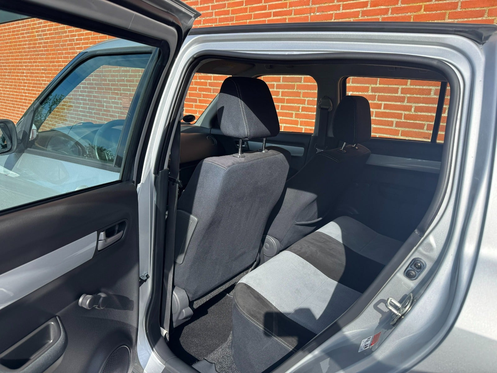 undefined Suzuki Swift fra 2011