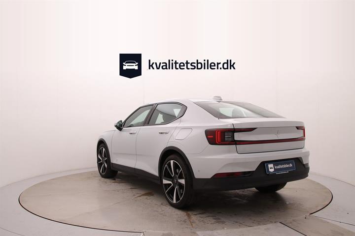 Sølv Polestar 2 fra 2023