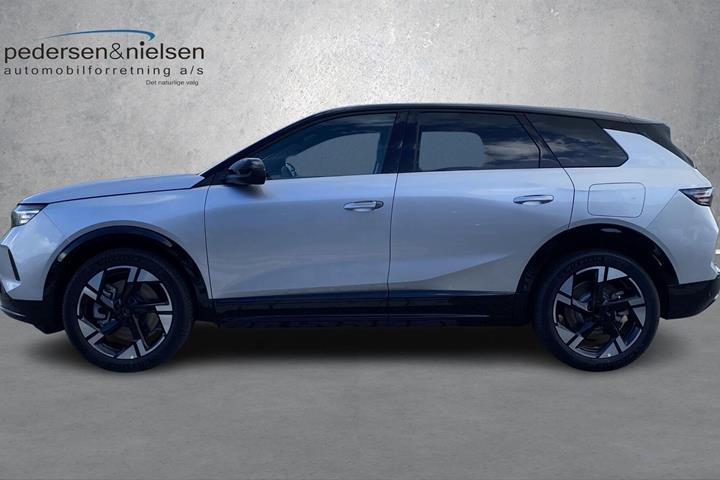 Sølv Opel Grandland fra 2026
