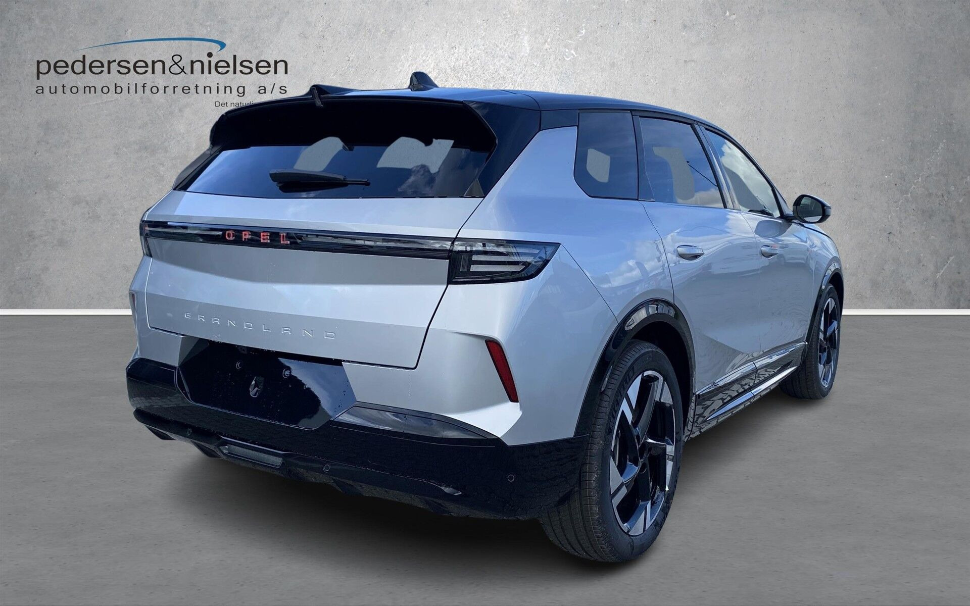 Sølv Opel Grandland fra 2026