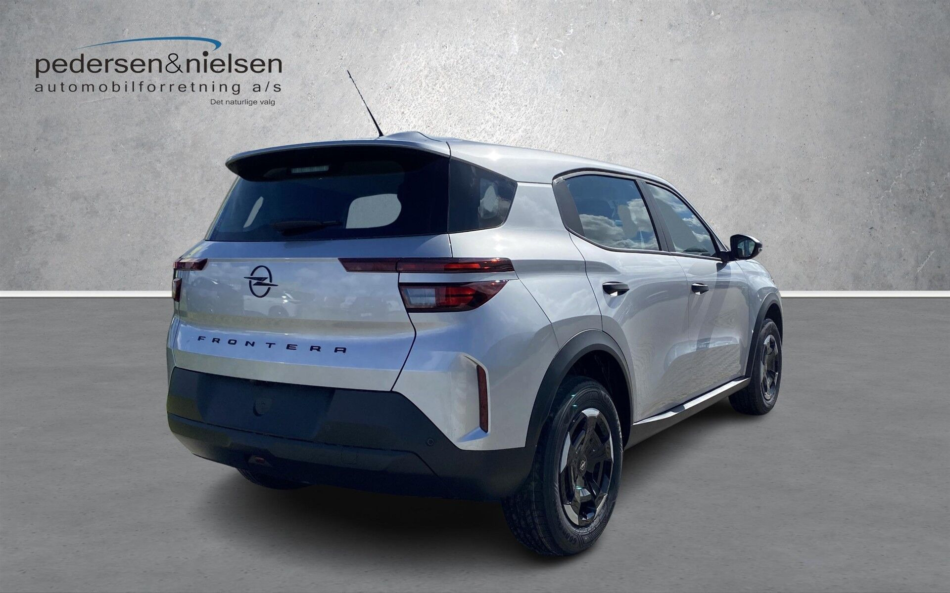 Sølv Opel Frontera fra 2026