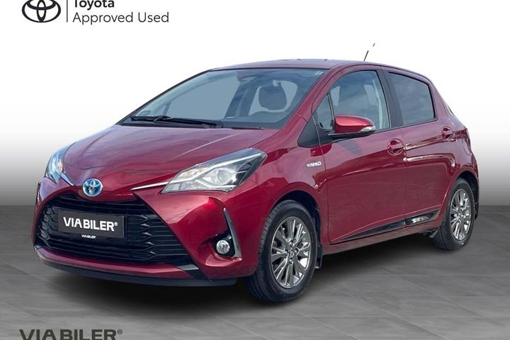 Rød Toyota Yaris fra 2017