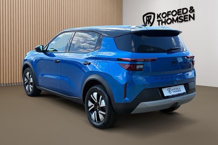 Blå Opel Frontera fra 2025