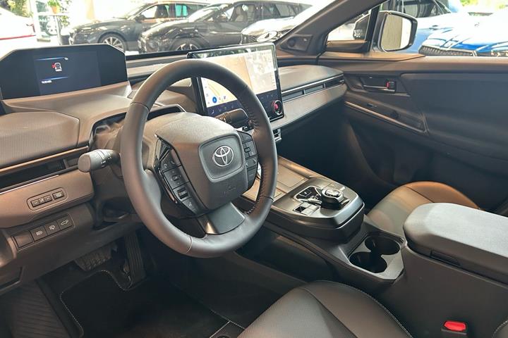 undefined Toyota BZ4X fra 2026