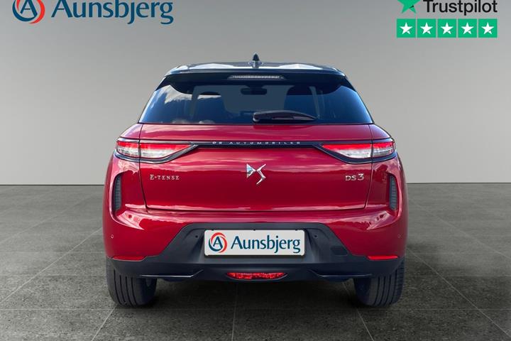 Rød DS DS 3 CrossBack fra 2025