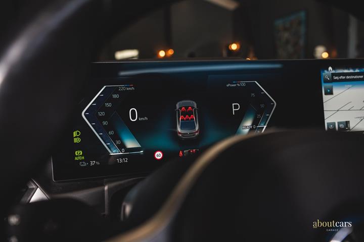 Grå BMW i4 fra 2023
