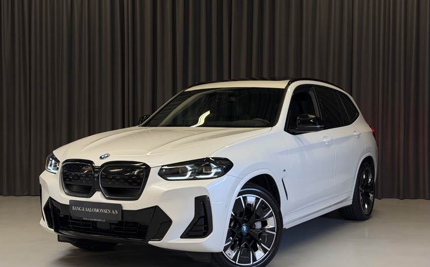 BMW iX3 Charged Plus M-Sport