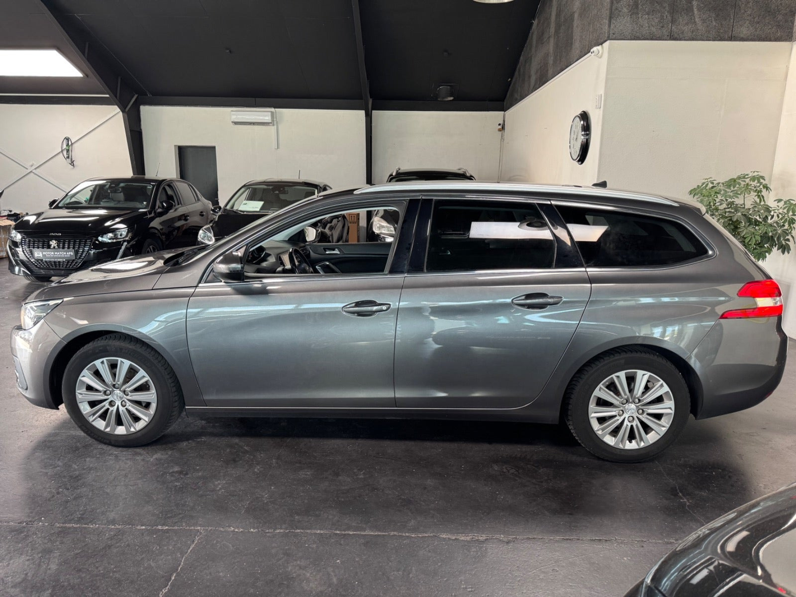 undefined Peugeot 308 fra 2017