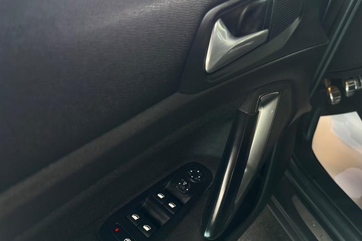 undefined Peugeot 308 fra 2017