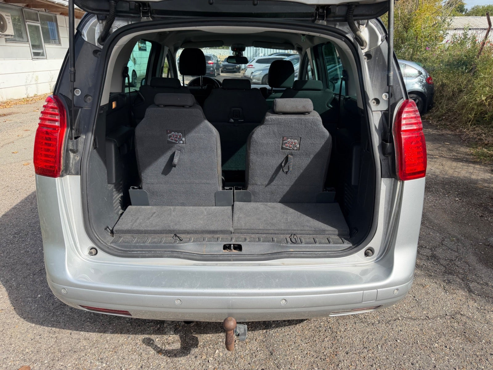 Grøn Peugeot 5008 fra 2015