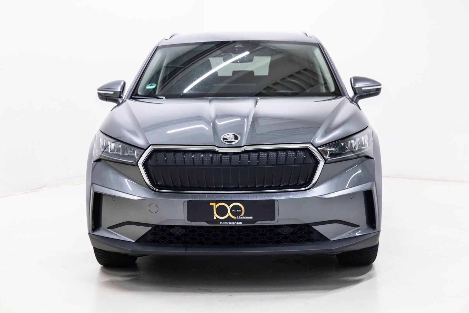 Grå Skoda Enyaq fra 2025
