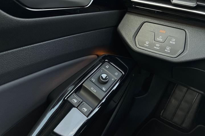 Sort VW ID.4 fra 2023
