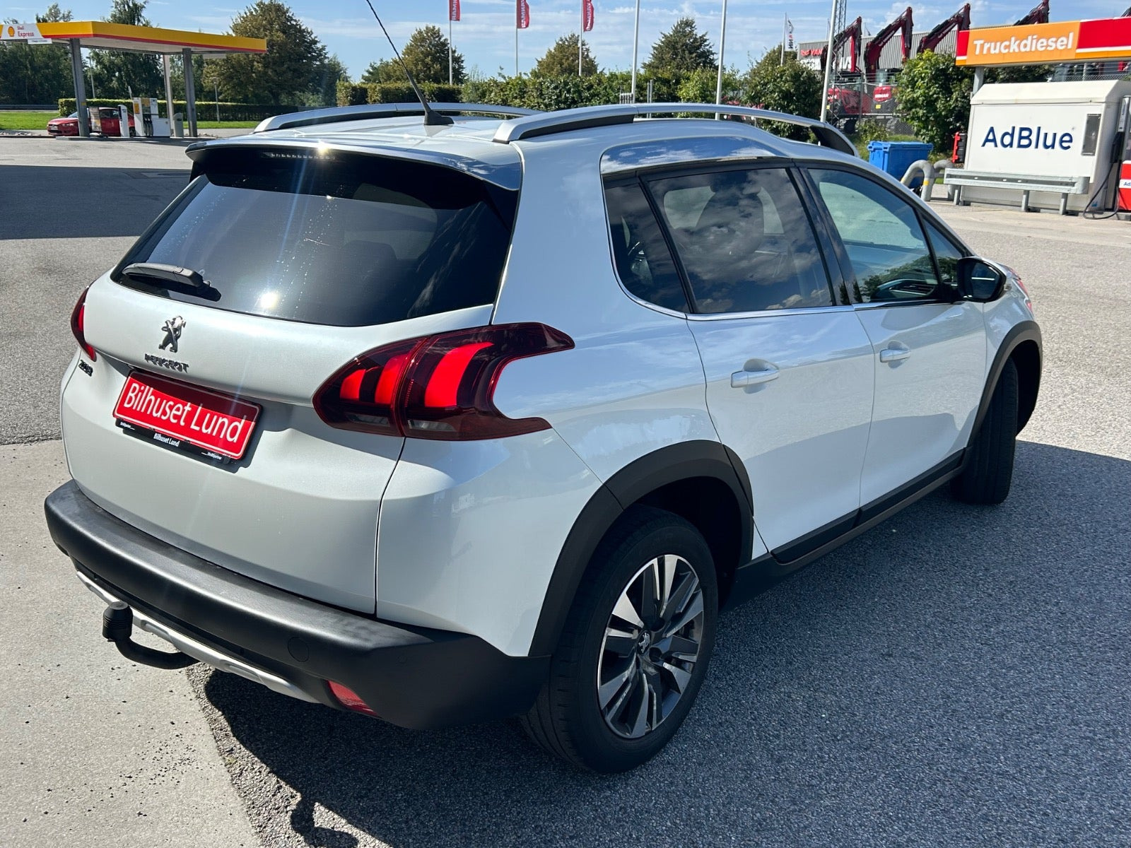 Hvid Peugeot 2008 fra 2018