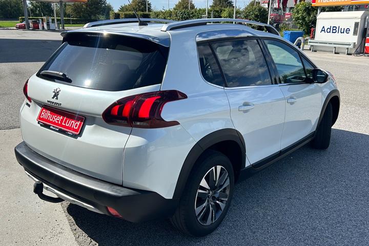 Hvid Peugeot 2008 fra 2018